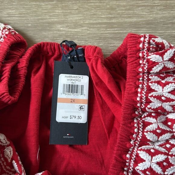Tommy Hilfiger off the shoulder plus top size 2X red NWT in packaging - Picture 7 of 7